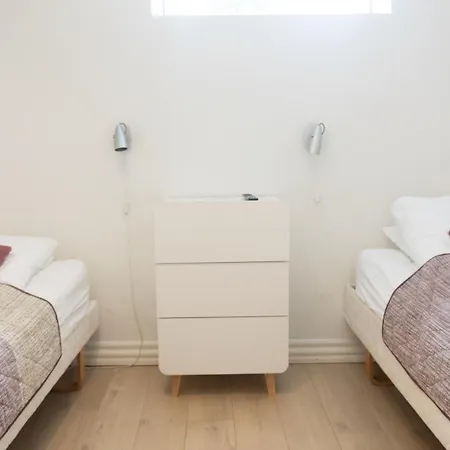 Hilmors Bed & Breakfast 3*